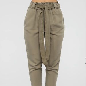 Fashion Nova Note to self tie waist pants- Olive